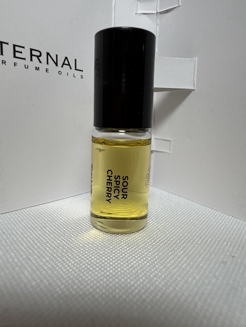 Eternal Sour Spicy Cherry Perfume Oils 3 ml Sample NEW Tom Ford Bitter Peach